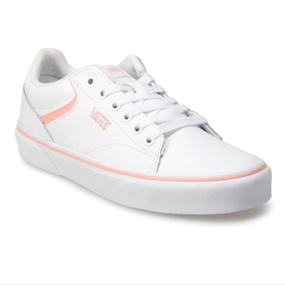 VANS Seldan White /Pink Leather Low Top Sneakers. Size 8. NEW